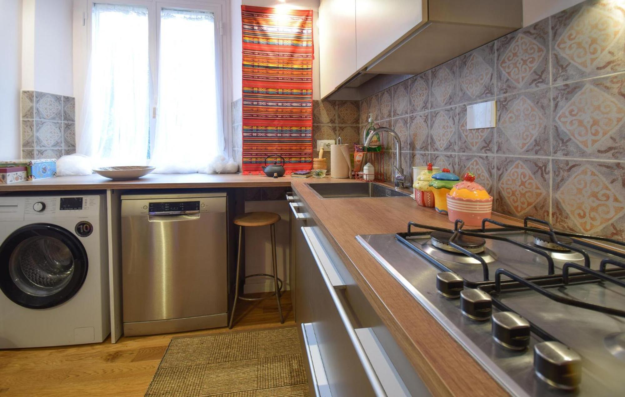 Apartamento Awesome In With Wifi Roma